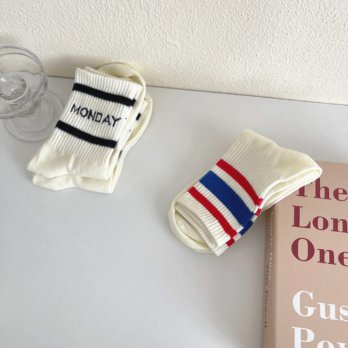 Trendy brand white sports striped socks ins trendy men's and women's Internet celebrity style outer wear Korean autumn and winter pure cotton mid-calf socks