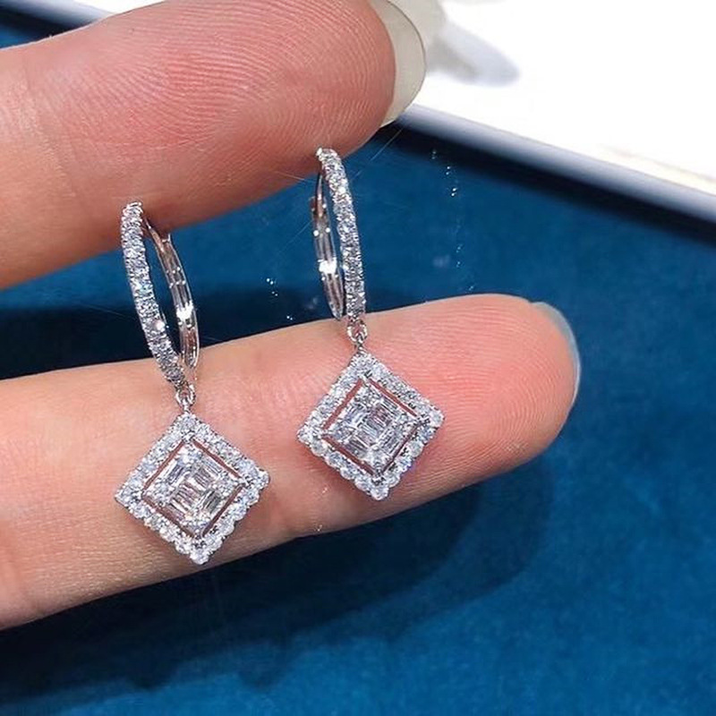 Einfacher Stil Geometrisch Kupfer Ohrringe Diamant Künstliche Edelsteine Kupfer Ohrringe display picture 4