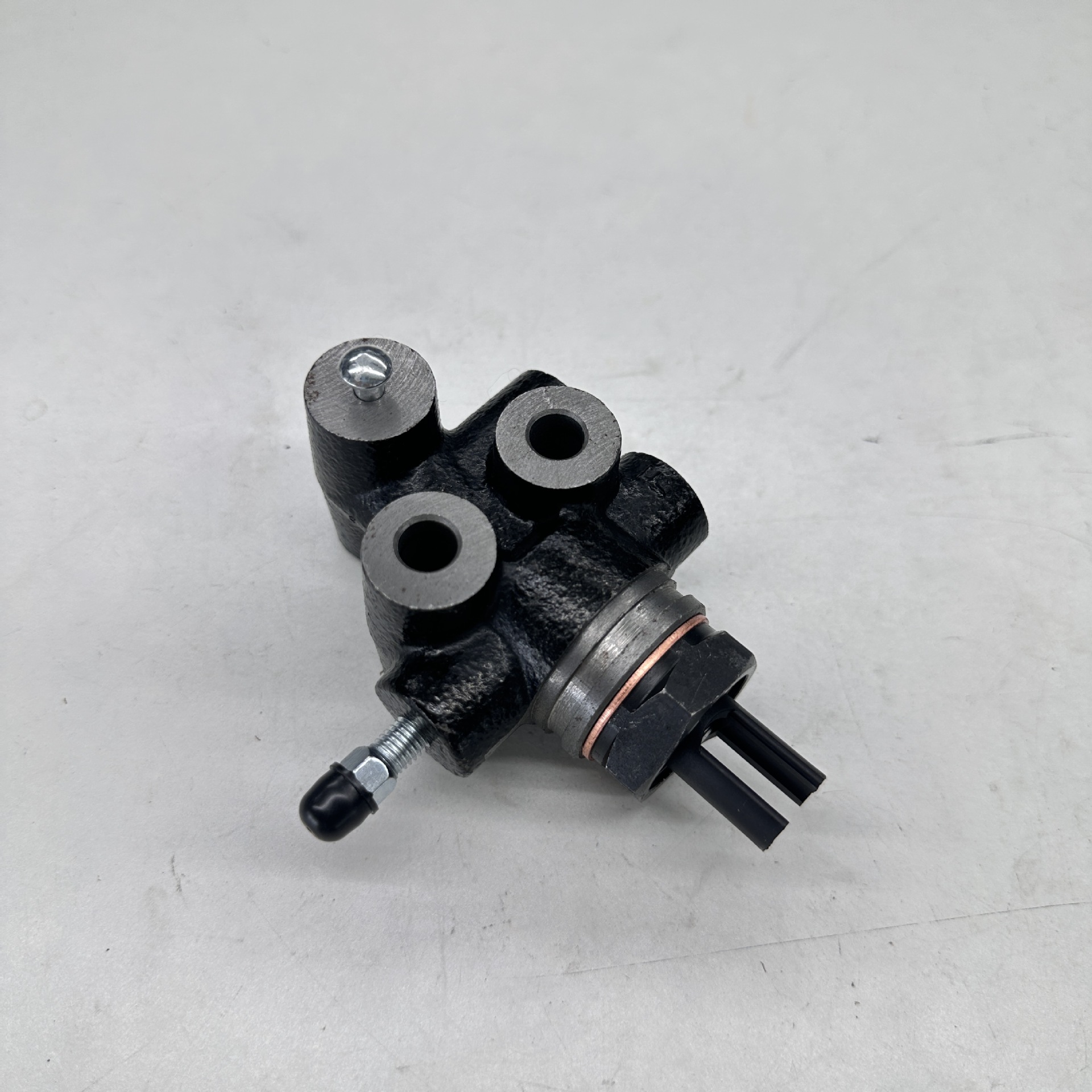Suitable for Toyota load-sensing proportional valve assembly 47910-35470 4791035470