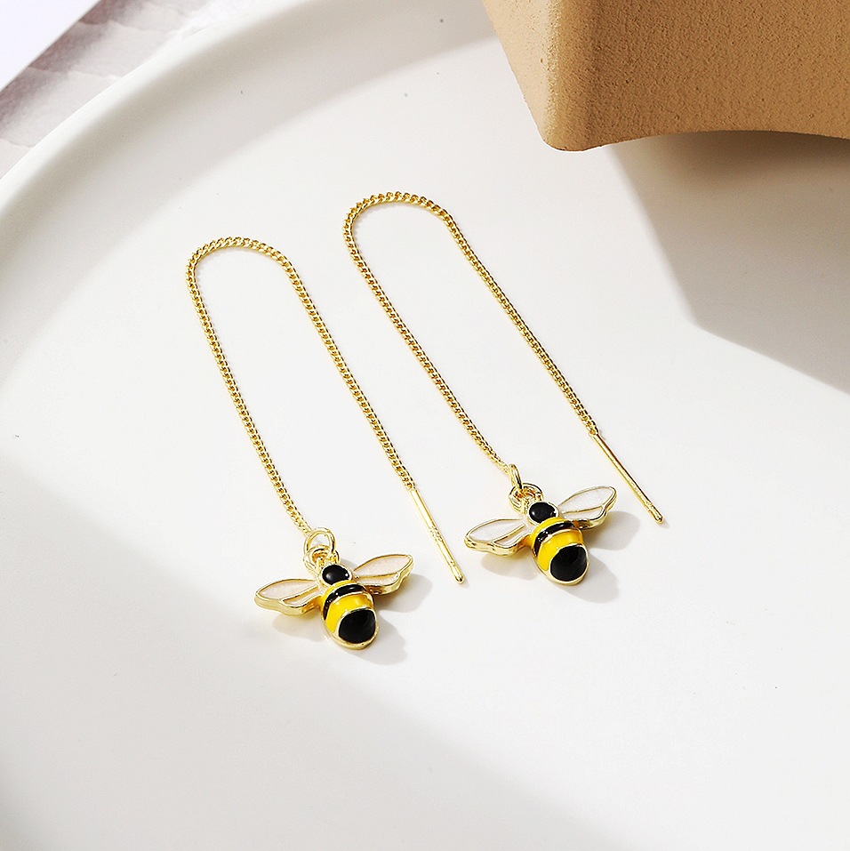 hot accessories Long high end pearl earrings Zircon crystal bee earrings Colorful bird earrings_voghion.com