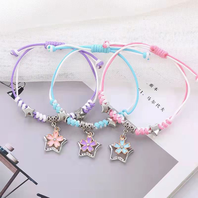 Novias estudiantes pulsera de pulsera tejida de tres personas estilo coreano simple amistad Linda cuerda de color hecha a mano de tres piezas al por mayor