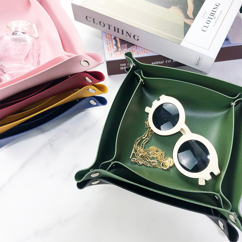 Living room foldable dice storage tray PU four-corner dice game tray home multi-color desktop storage tray