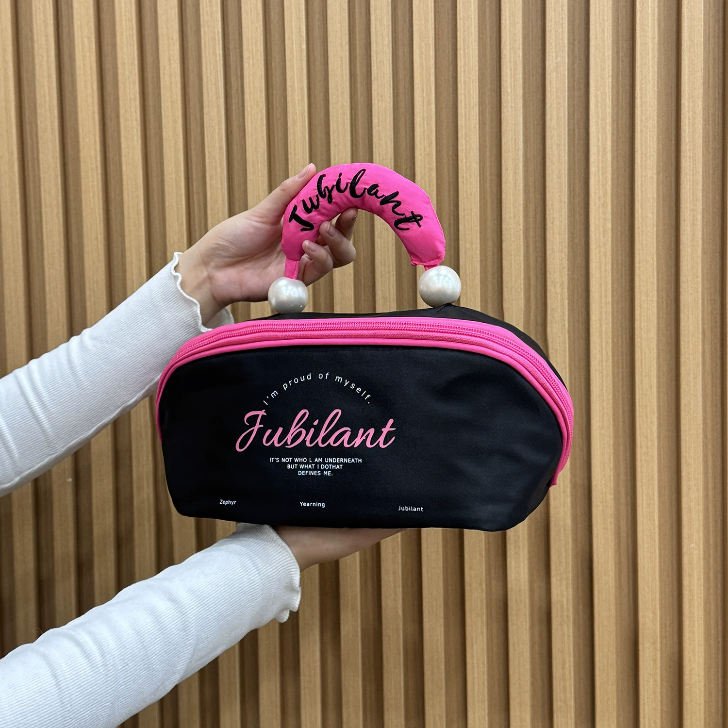 Handheld brand cosmetic bag, capacious storage system for traveling