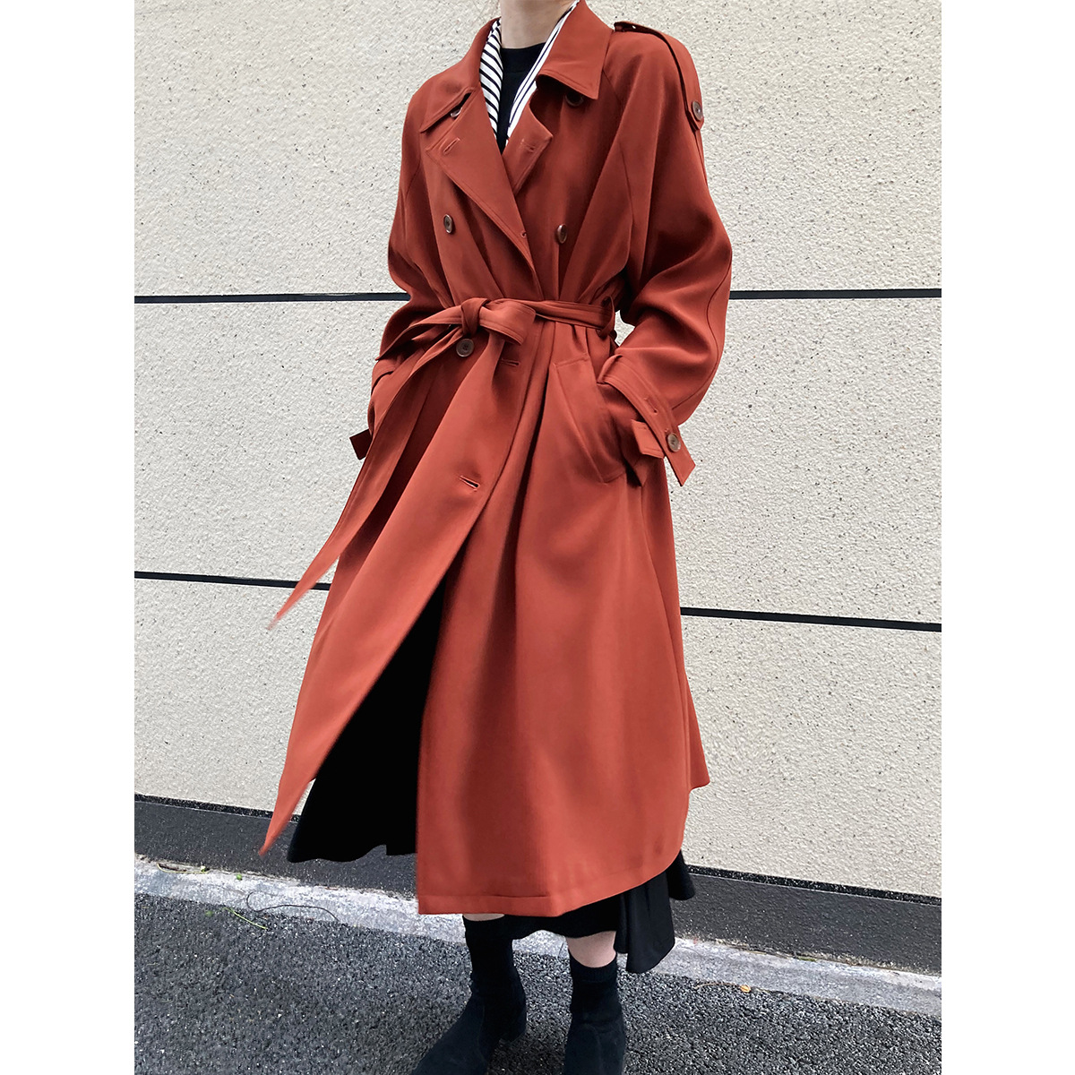 drape British style loose mid length knee length windbreaker female jacket _voghion.com