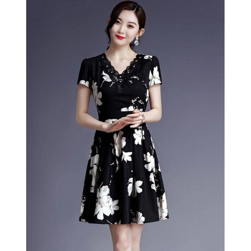 Summer women's dress is feminine and short, lace, slim, waist, printed V-neck summer dress to show slimming