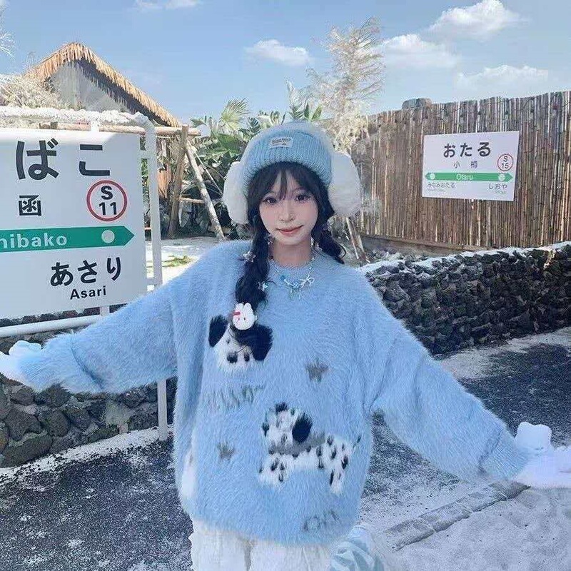 Academy-Style Sweet Faux Mink Jacquard Pullover Sweater for Petite Women, Loose and Cozy Thickened Warm Knitwear for Autumn and Winter Academy-Style Sweet Faux Mink Jacquard Pullover Sweater for Petite Women, Loose and Cozy Thickened Warm Knitwear for Autumn and Winter