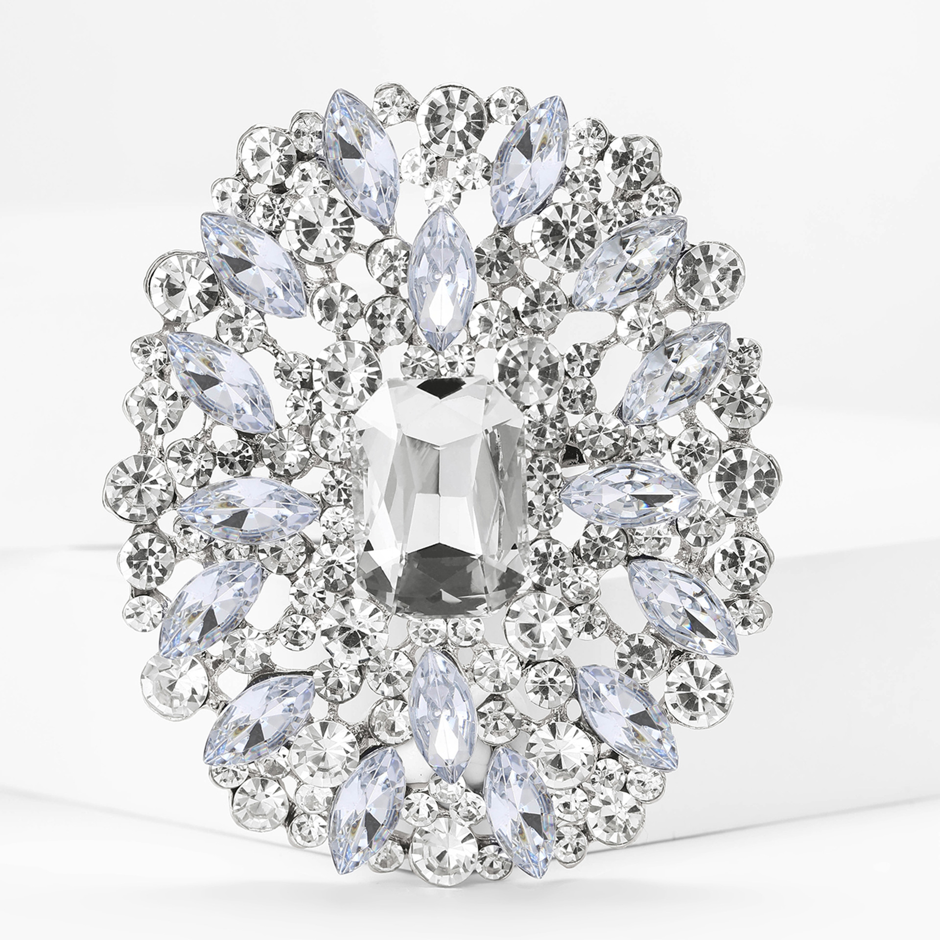 66g Weight Rhinestones Inlay Material Brooches Classification Business, Date, Cocktail Party Occasion Alloy Material Geometric Pattern All Seasons Season Women's Gender Retro Style Retro Pin Geometric Alloy Rhinestones Women's Brooches 9