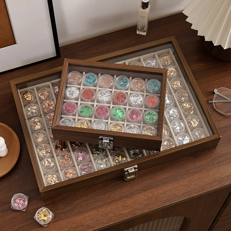 Capacious storage box for manicure