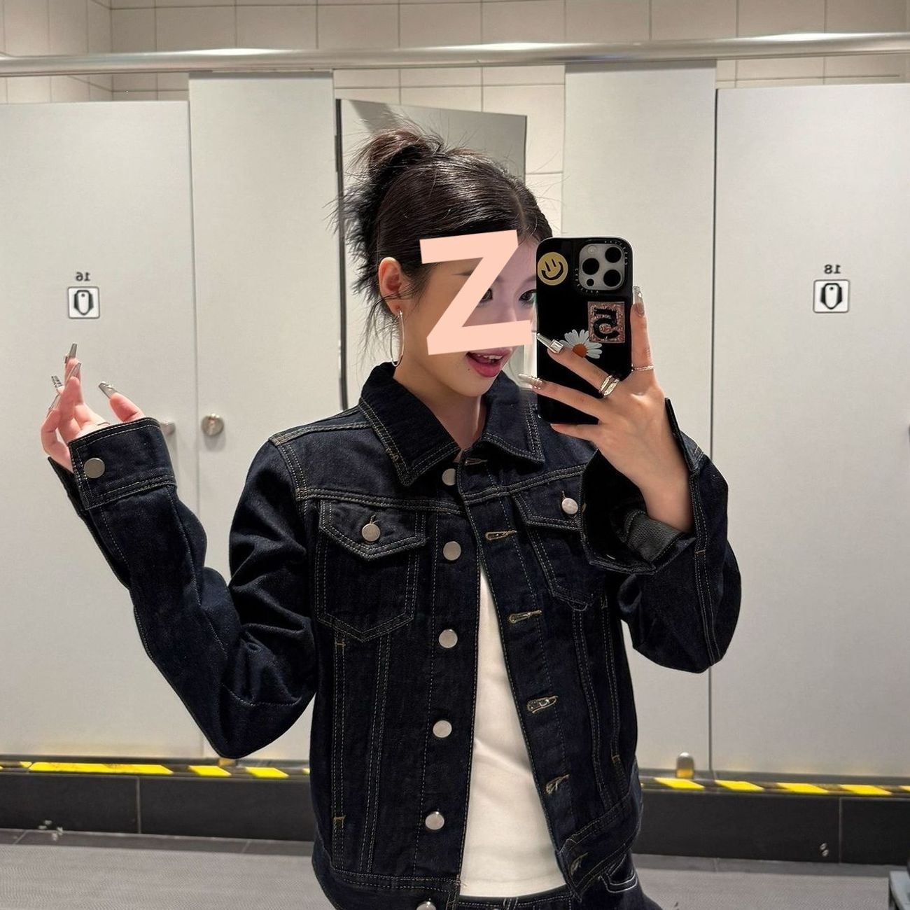 American retro deconstructed textured denim jacket for women, 2026 spring and autumn new style, slim fit, workwear jacket, trendy.