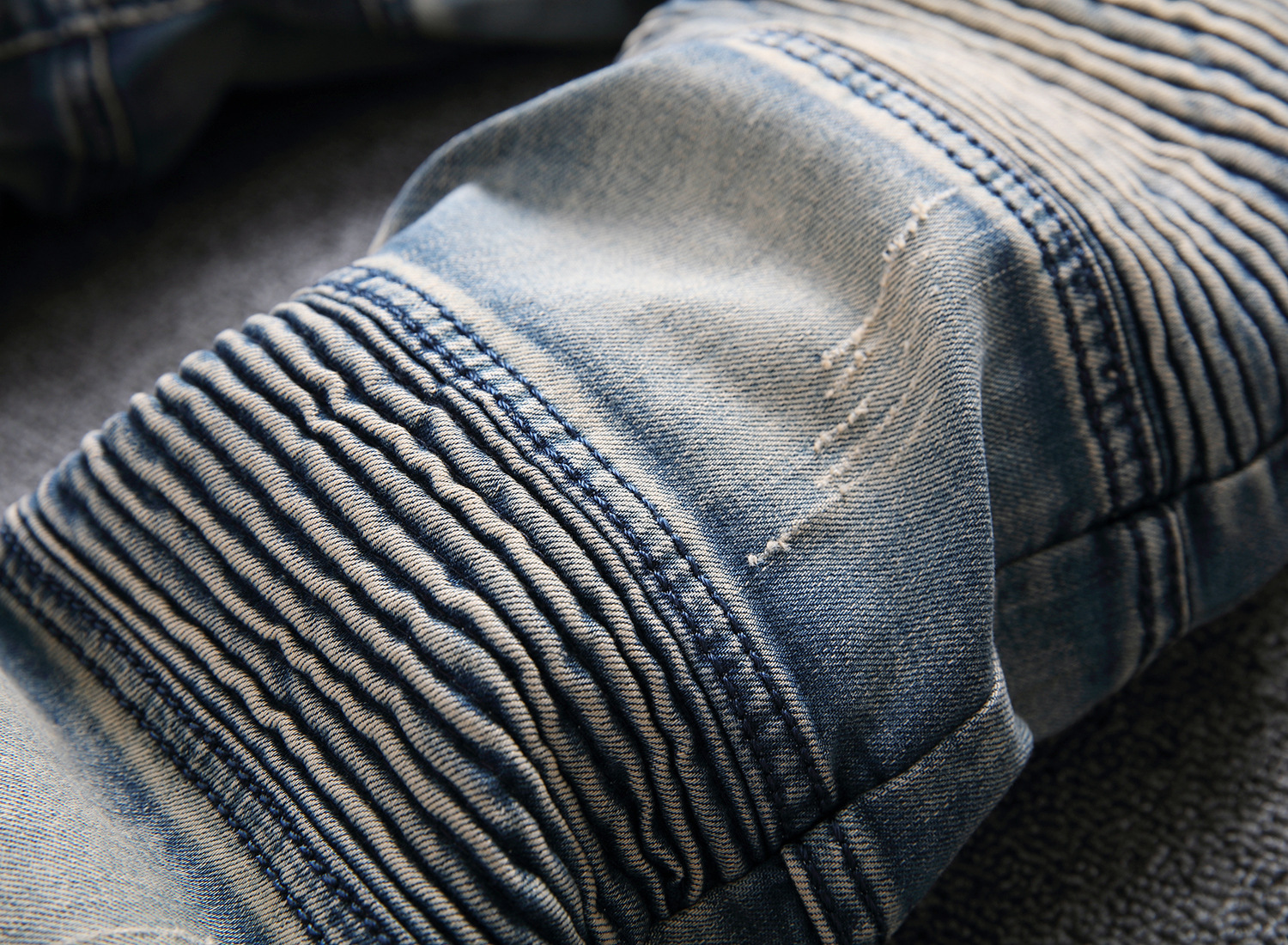 Men's jeans with personalized trendy folds, slim fit and elastic fit, men's fashionable pants_voghion.com