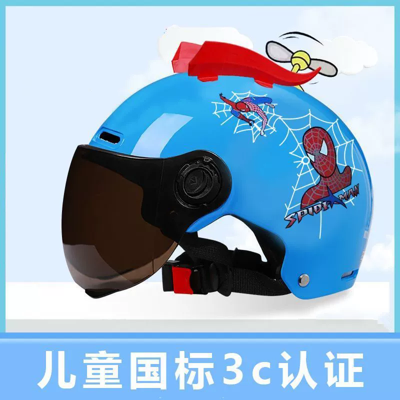Новый сертифицированный по национальным стандартам детский шлем для мальчиков, подходит для всех сезонов, зимний защитный шлем для электромобилей, шлем для катания на велосипеде с изображением Человека-паука.