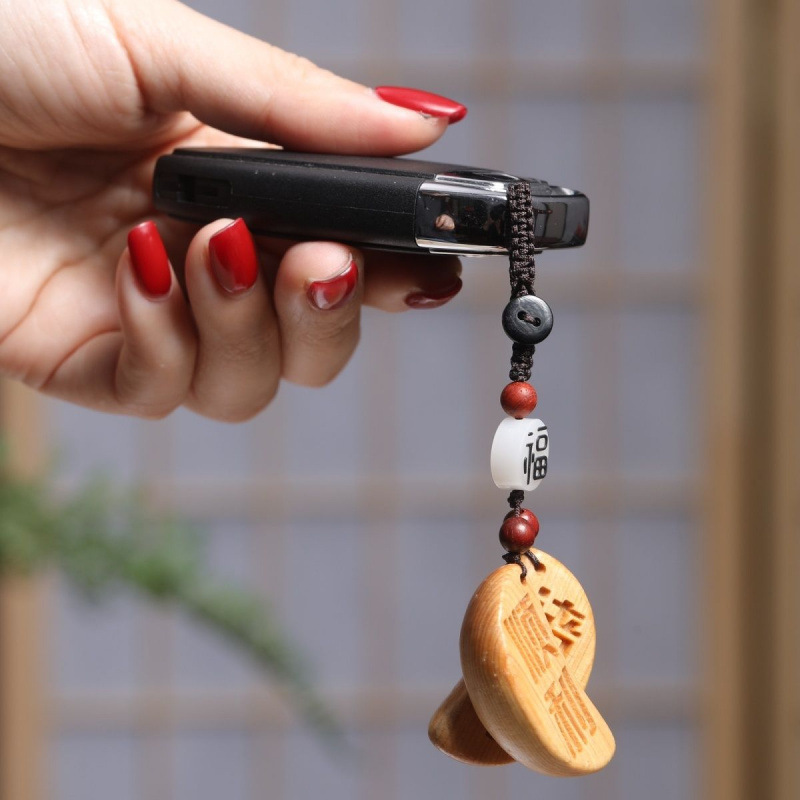 ツゲの木彫り、細工品、聖杯、万事順調ペンダント、キーホルダー、携帯電話バッグペンダント|undefined