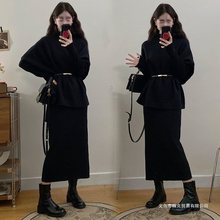 小香赫本风黑色针织连衣裙2025大码新款秋冬茶系穿搭一整套绵羊绒