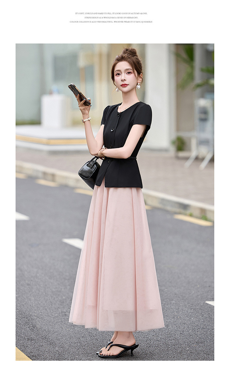 Bộ váy hai mảnh nữ cổ V thắt dây eo, áo sơ mi phối chân váy midi — màu đen chi tiết 15
