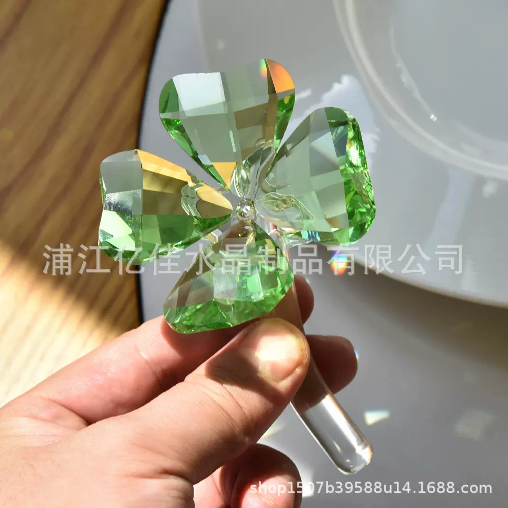 新款幸运草简约桌面水晶摆件 卧室书桌清新四叶草水晶工艺品摆件