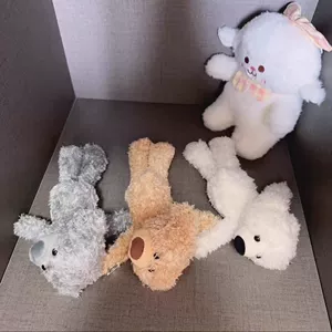 Плюшевый мишка в одежде с булавкой кукла-игрушка