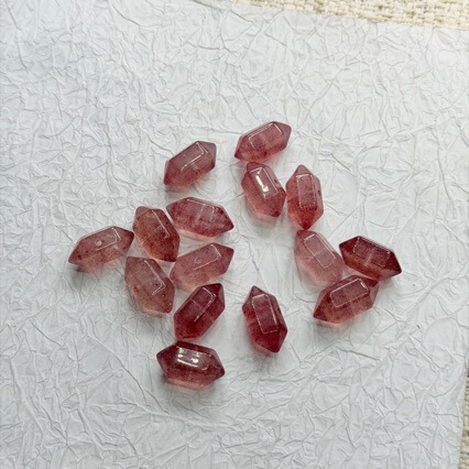 Natural Strawberry Crystal Double-Pointed Rhombus-Shaped Beads, Spacer Beads, Irregular Loose Beads, DIY Accessories, Bracelets, Jewelry