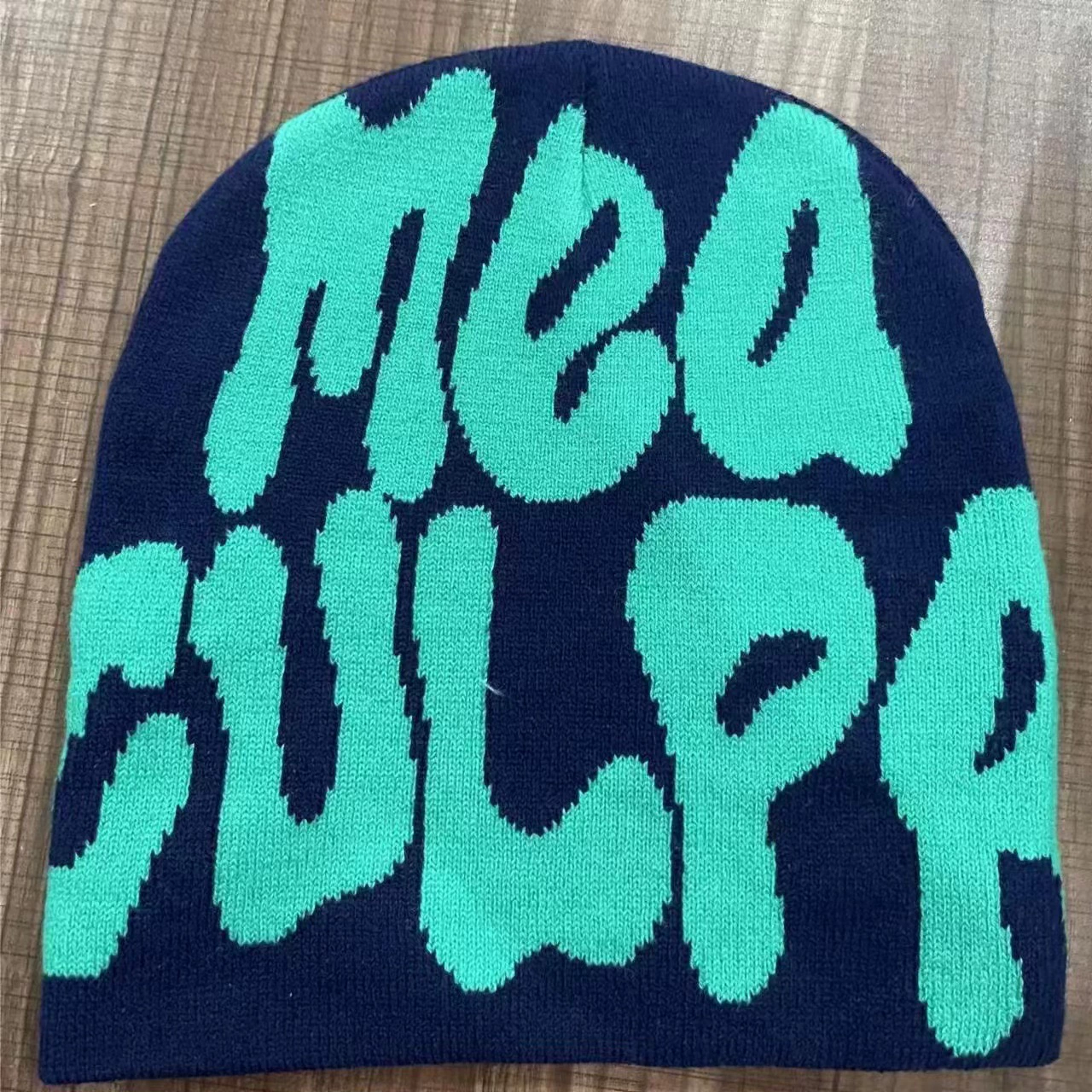 knitted Beanie Hat перевод не нужен?