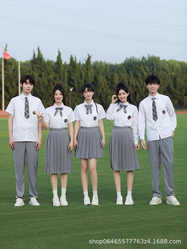 高校生の制服、カレッジスタイル、中学校の制服、中学生の運動会、合唱、朗読のセット、爽やかなキャンパススタイル|undefined