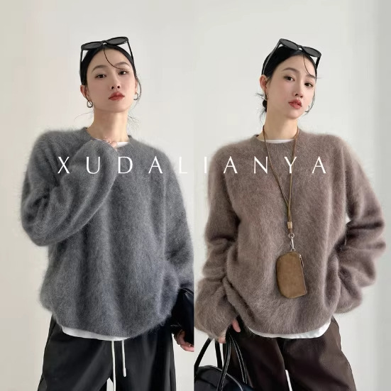 Hanyuan Apparel/Wool and Cashmere Brushed Knit Sweater for Women, Long Fleece Soft Sweater with a Warm Autumn and Winter Vibe