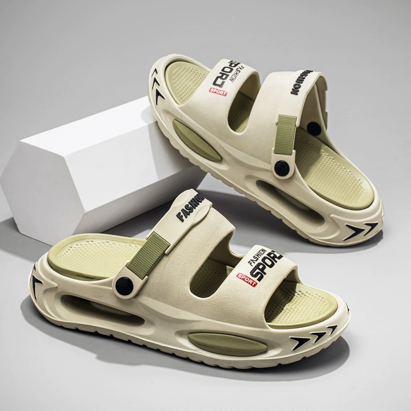Новые мужские летние тапочки для верхней одежды, нескользящие пляжные повседневные сандалии двойного назначения на мягкой подошве.