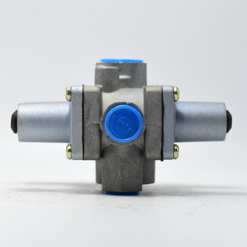 Piezas del autobús del camión pesado de la válvula 9347023000 de la protección del cuatro-circuito de SMT