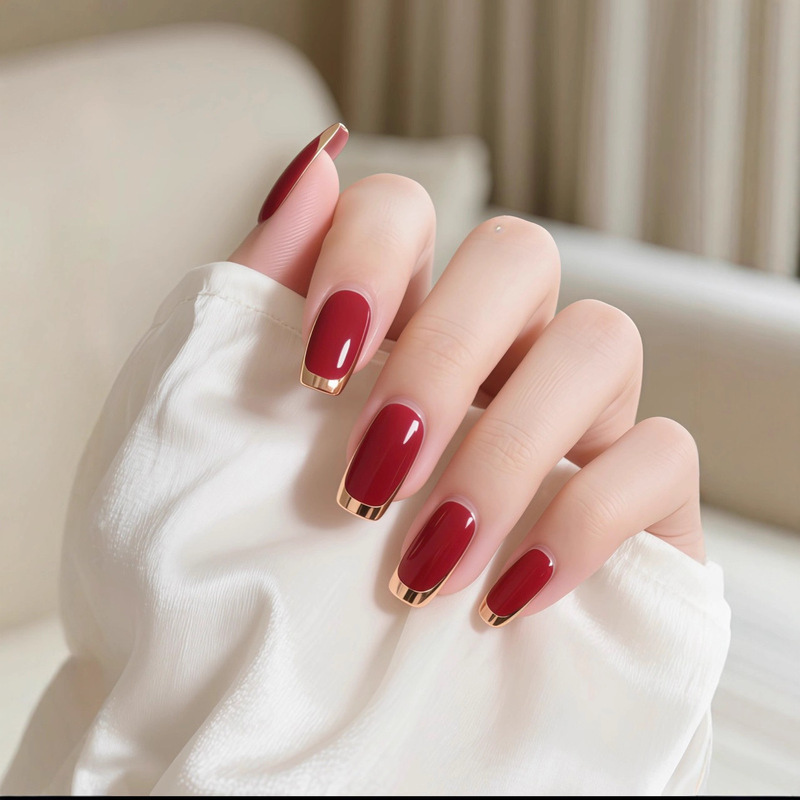 White Short Burgundy Gold Edge Fake Nail Patch Removable Manicure Finished Product Wearable Nail Bow Christmas Tree White Short Burgundy Gold Edge Fake Nail Patch Removable Manicure Finished Product Wearable Nail Bow Christmas Tree