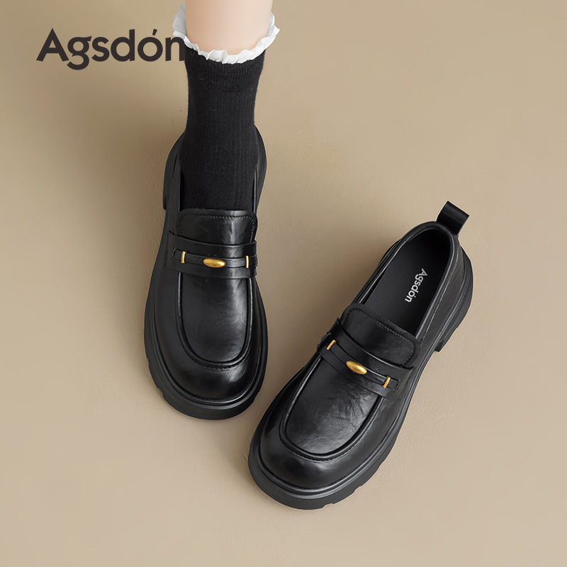 Zapatos de Lefour de fondo grueso para mujeres 2025, nuevos zapatos de invierno gigantescos con una falda de estilo británico zapatos de cuero pequeños zapatos individuales