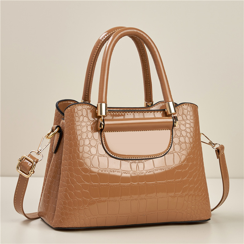 Fabricantes de bolsos de mensajero de un solo hombro, bolsos de gran capacidad con sentido de alta gama, bolsos de moda, bolsos de mujer de mediana edad, bolsos de madre de mediana edad, atmosférico y versátil
