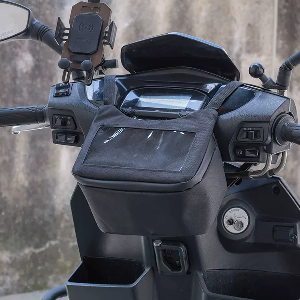 Wholesale of foreign trade goods in stock for Southeast Asia: cross-border motorcycle front bag, cycling navigation bag, phone bag, touch screen storage bag