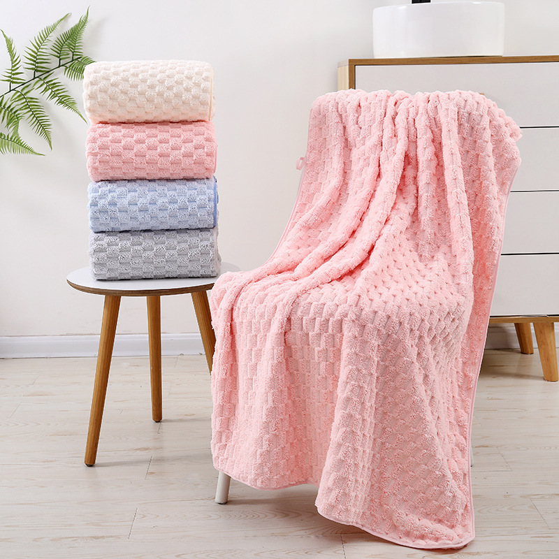 Bath Towel Household Coral Velvet Absorbs Water, Is Quick-Drying and Not Easy to Fall Off, Men's and Women's Summer Couple's Wearable Large Wrap Towel