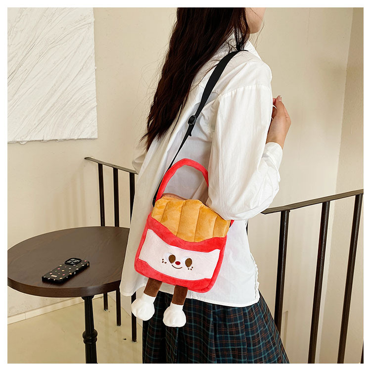 2024 Ny kreativ tecknad pommes frites dockväska för kvinnor plysch bärbar axelväska japansk söt liten väska_voghion.com