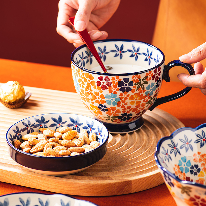 Hand-Painted Ceramic Breakfast Cup Set With Spoon (510ml) - 4 Vintage Floral Designs, Includes Nut Dish & Spoon_voghion.com