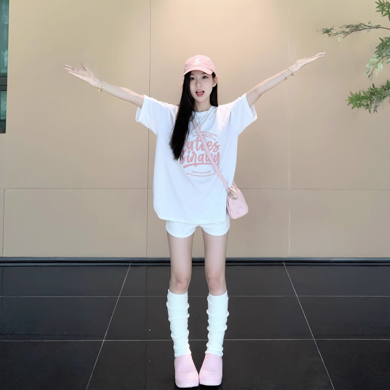 White Short-Sleeved T-Shirt for Women, New Popular Style in Summer, Pure Cotton, Loose and Simple, Versatile and Beautiful Shirt for Students and Office Workers