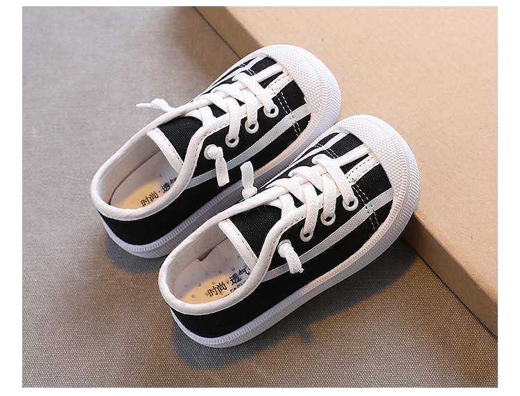 Baby One-foot Soft-soled Canvas Shoes Autumn 2021 New Leopard Print Casual Shoes Low-top Sneakers display picture 1