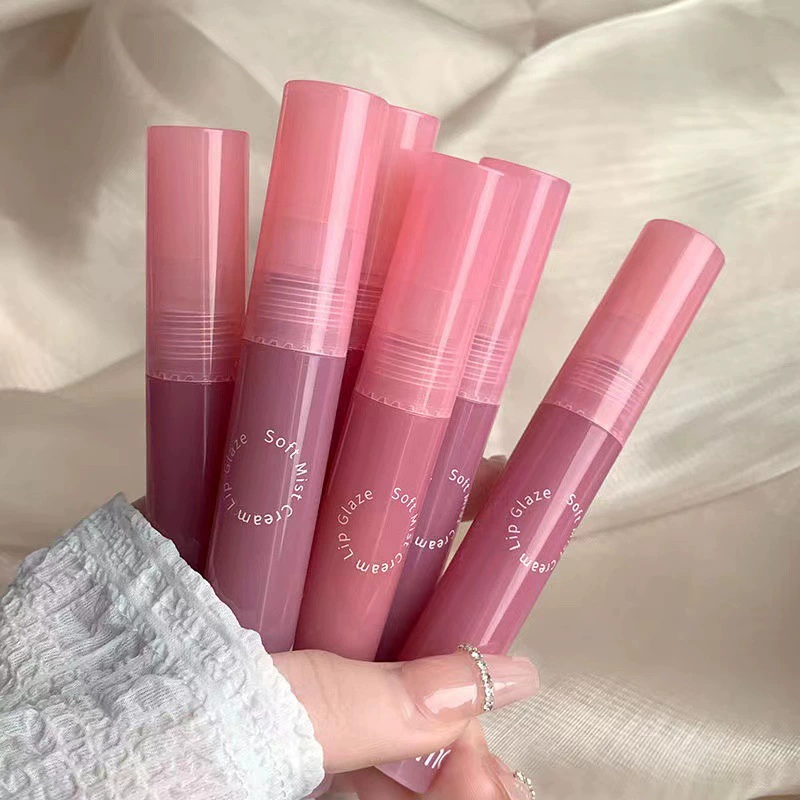 Matte lip gloss, lipstick, translucent shading, optics, does not fade
