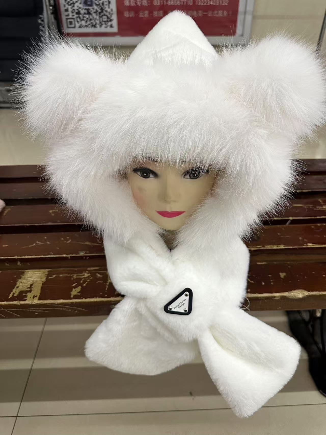 Otoño y invierno imitación de zorro sombrero de pelo cálido peluche lindo oso encapuchado sombrero de bicicleta sombrero de oído cálido