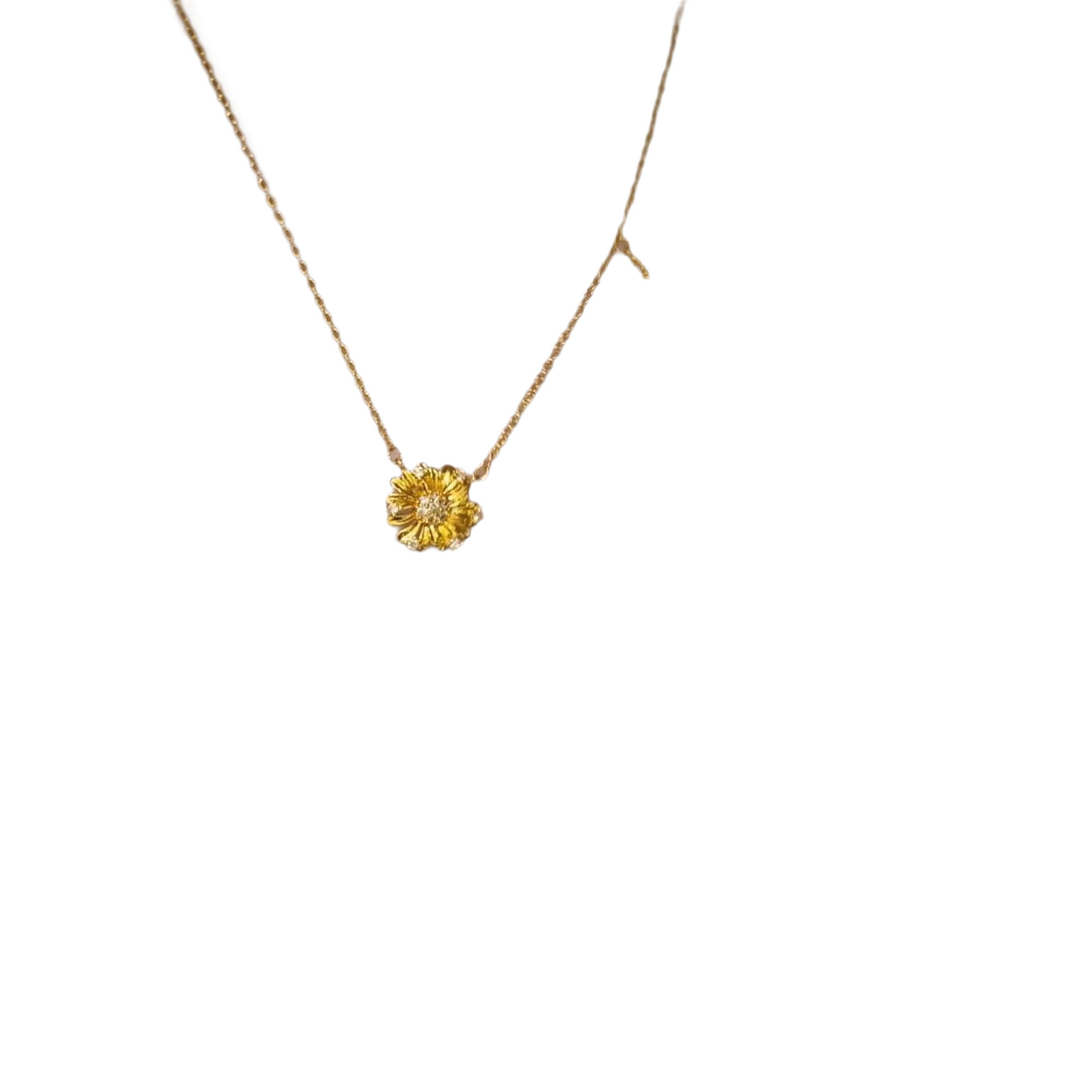 Sand Gold Non-Fading Daisy Necklace for Women, Light Luxury High-End Jewelry, Niche Design Pendant, Clavicle Chain Necklace