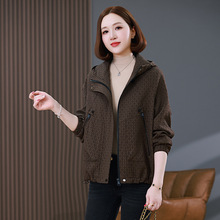 连帽短款外套女春秋2025新款中年妈妈宽松休闲小个子洋气夹克上衣