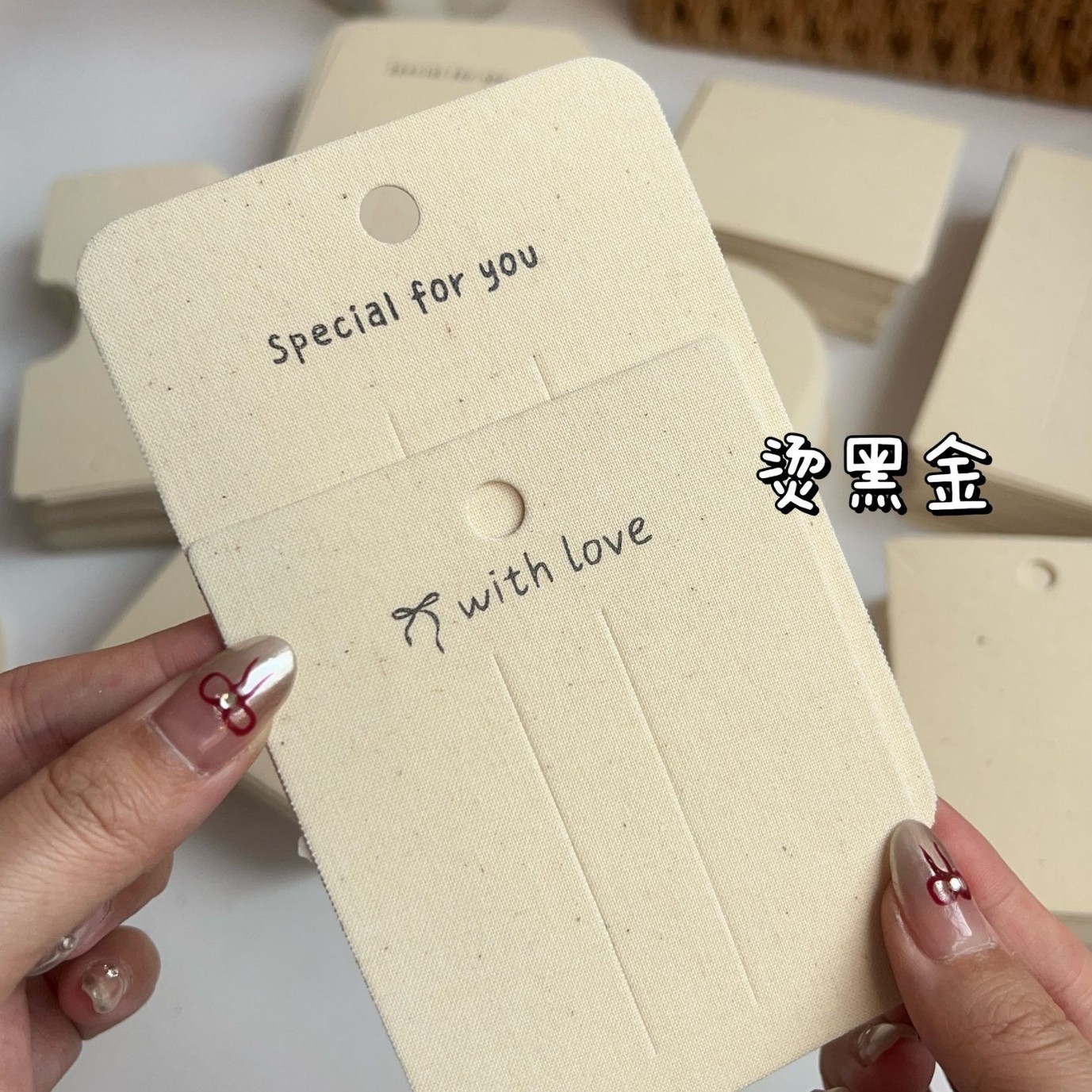 Tarjetas de Cartón para Exhibición de Accesorios de Cabello y Empaque de Joyas
