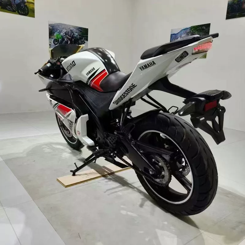【Источник производителя】【Источник производителя】Yamaha r1, золотой объём 250 двигательных