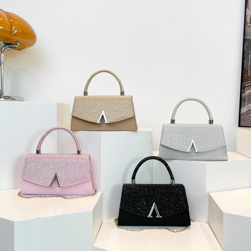 Tweed Color-Blocked Small Handbag with V-Shaped Metal Buckle and Detachable Chain for Women. Exquisite Crossbody Box Bag