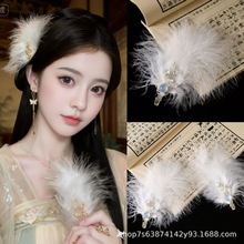 白色羽毛发夹氛围感点缀边夹羽毛发饰婚纱日常拍照古风汉服配饰品