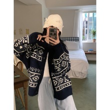 秋冬季新款菱形格宽松软糯毛衣韩版复古时尚圆领针织开衫上衣女装