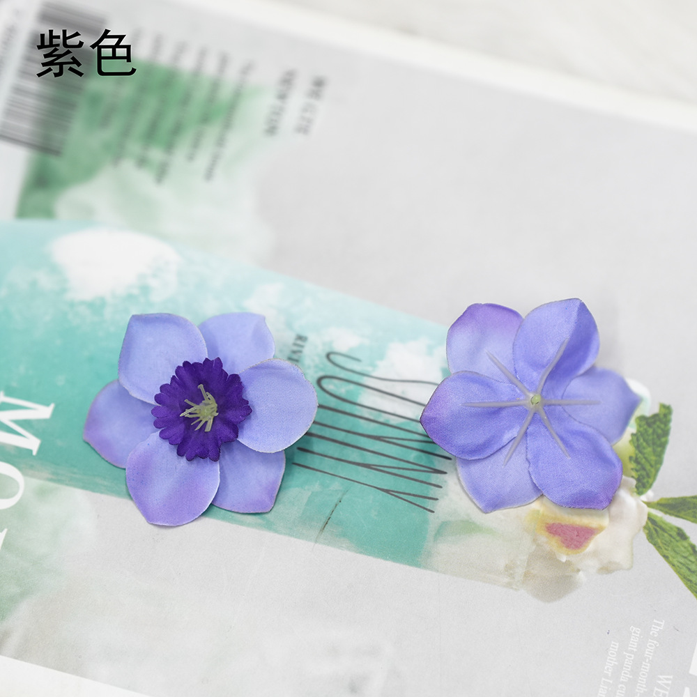 작은 꽃받침 단일 수선화 꽃 - 보라색