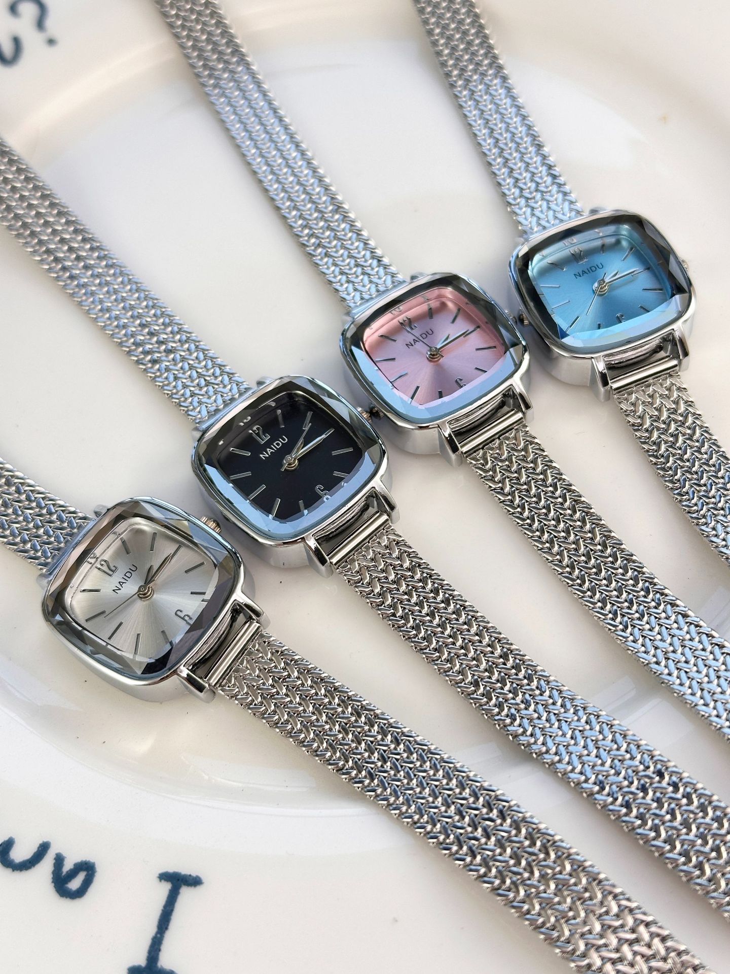 35g Weight Ordinary Glass Mirror Material Imitation Leather Strap Material Watch Classification Pointer Display Type Folding Buckle Buckle Style Square Dial Shape Casual, Daily Occasion Quartz Movement Solid Color Pattern Women's Gender Classic Style Style Classic Style Solid Color Folding Buckle Quartz Watch Women's Watches 12