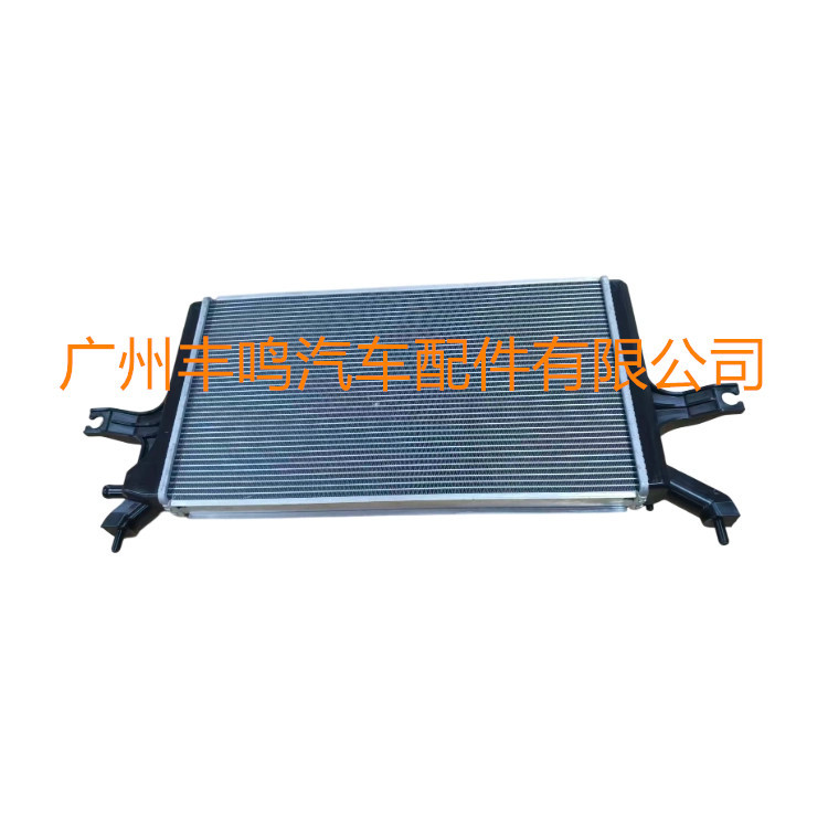 Car Radiator Intercooler 16550-0E010 for Toyota Hilux Diesel Version