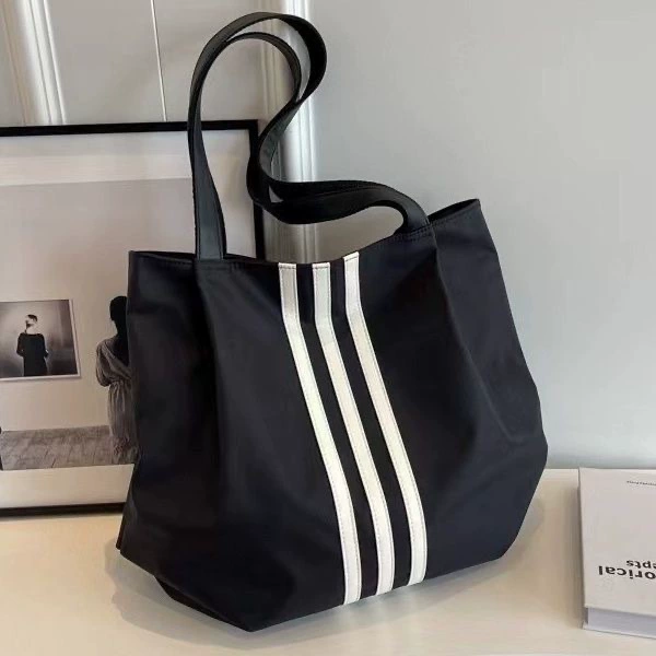 Сумочная Tote Bagí?