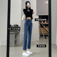 腰が高くて痩せています。ジーパンの女性が背が低くて、ゆったりしています。