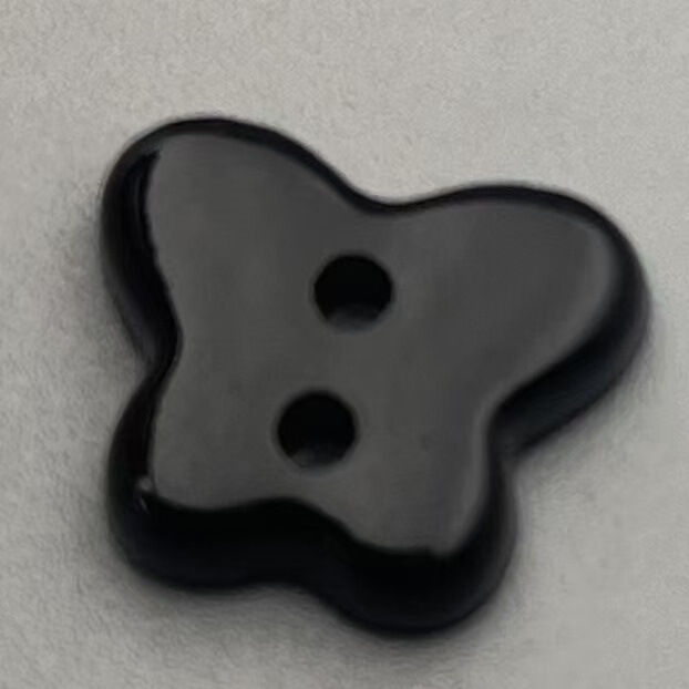 彩色纽扣仿陶瓷两眼蝴蝶扣童装女装针织衫上衣百搭服装辅料装饰扣|undefined